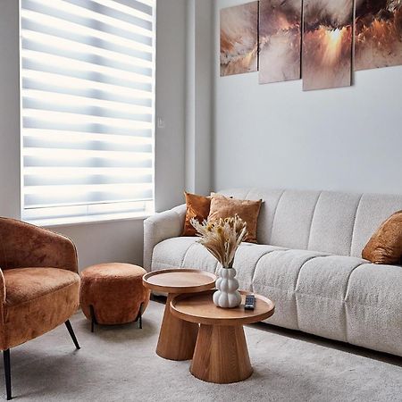 Urban Chic Apartment In The Heart Of Mechelen Exterior foto